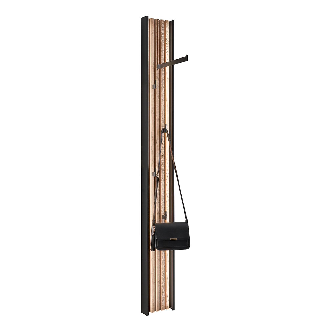 Modernes Garderobenpaneel mit Holzlamellen-Rückwand eingefasst in einen anthrazitfarbenen Metallrahmen, oben mit einem klappbaren Mantelhaken.