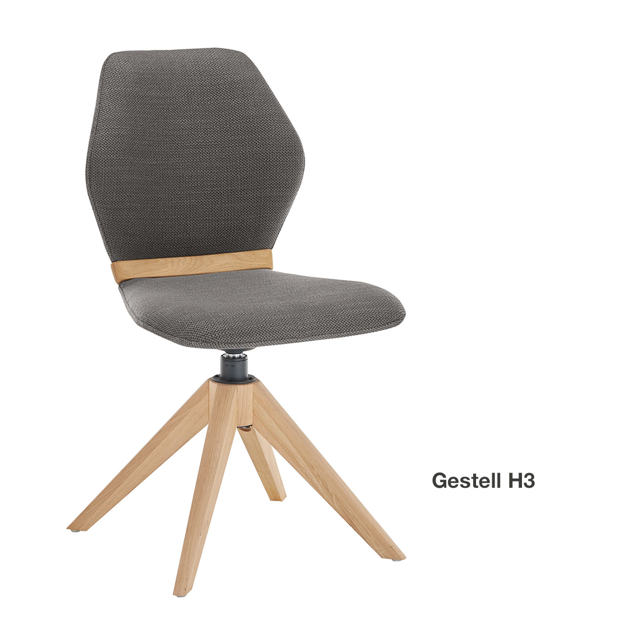 Moderner Esszimmerstuhl ohne Lehnen mit gepolsteter Sitzfläche und Rückenlehne in grauem Stoff, mit Holzapplikation im Lendenbereich und Vier-Fuß-Stativgestell aus massivem Holz - in Frontansicht.