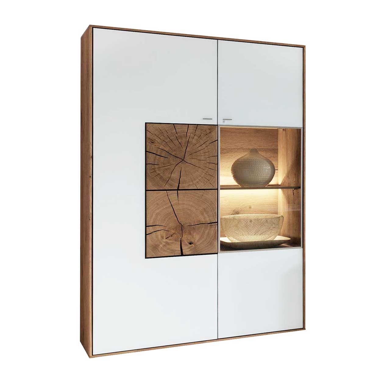 Große, moderne Hängevitrine aus massiver Kerneiche mit Mattglas weiß Front mit beleuchteter Glastür rechts und einer Mattglas weißen Tür mit zwei rechteckigen Hirnholzscheiben links.