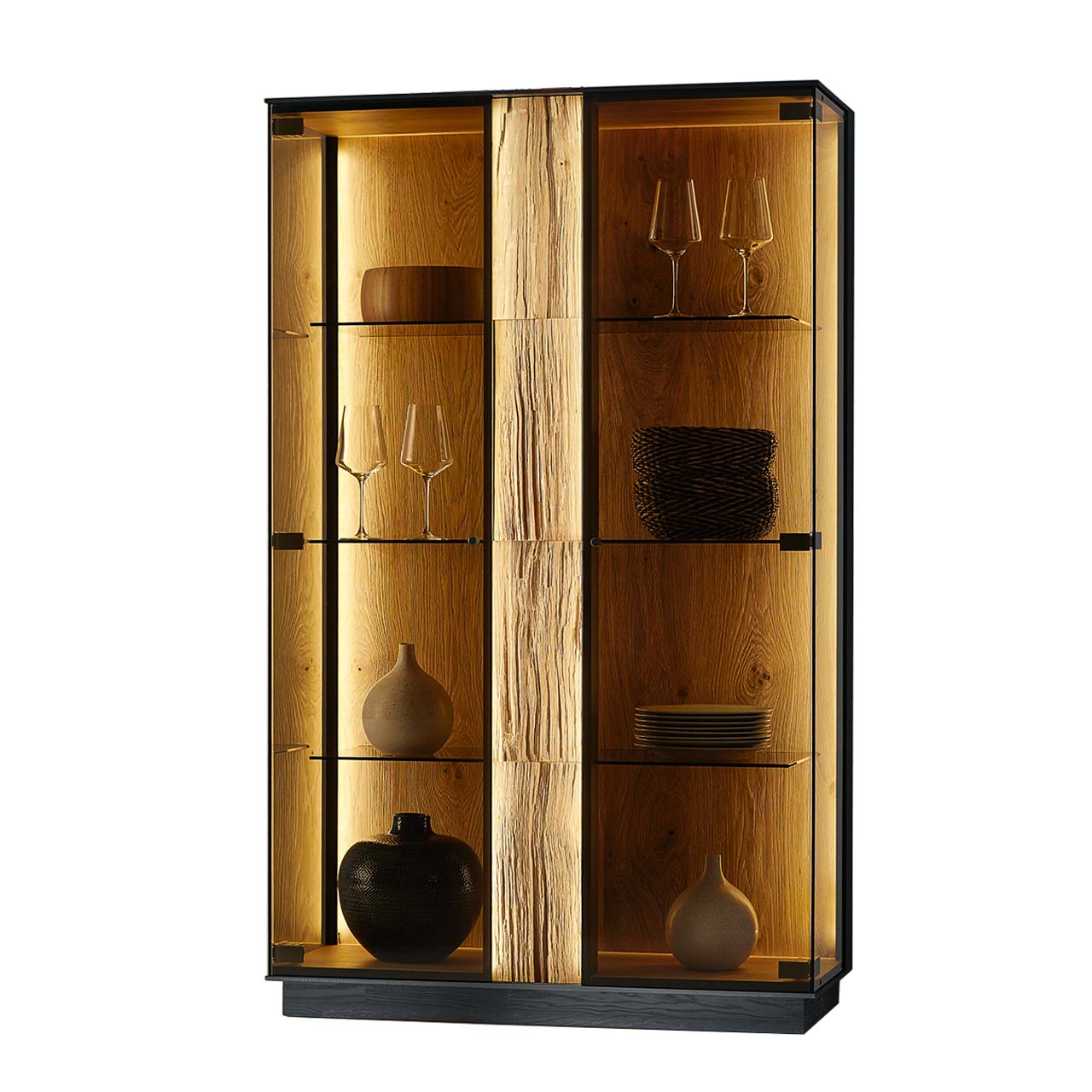 HM_KILVA_9610-8092_Higboard-Vitrine_1280x1280 Moderne Standvitrine aus massiver Kernesche anthrazit mit Spaltholz-Akzent und Parsolglas-Ausschnitt