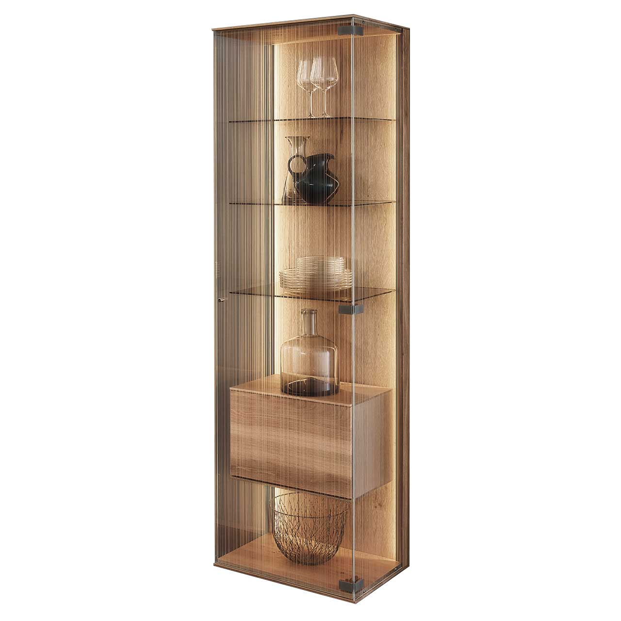 Moderne Standvitrine aus Kerneiche Natur mit dreiseitiger Glasfront aus satiniertem Glas und innenliegendem Holzkorpus mit Holzklappe.