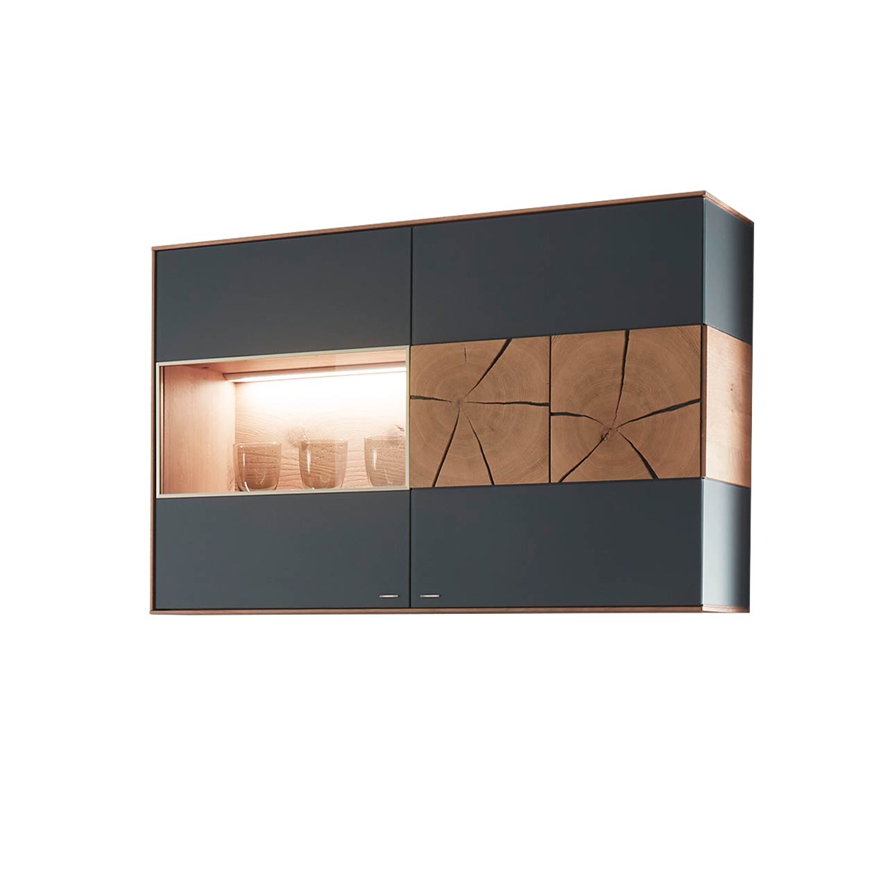 Hartmann CAYA - Hängevitrine 7170-4012A Moderne Hängevitrine aus massiver Kerneiche Umato mit Mattglas anthrazit Front, mit einer Holztür mit dekorativer Hirnholz Applikation aus zwei rechteckigen Hirnholzscheiben und einer Glastür.