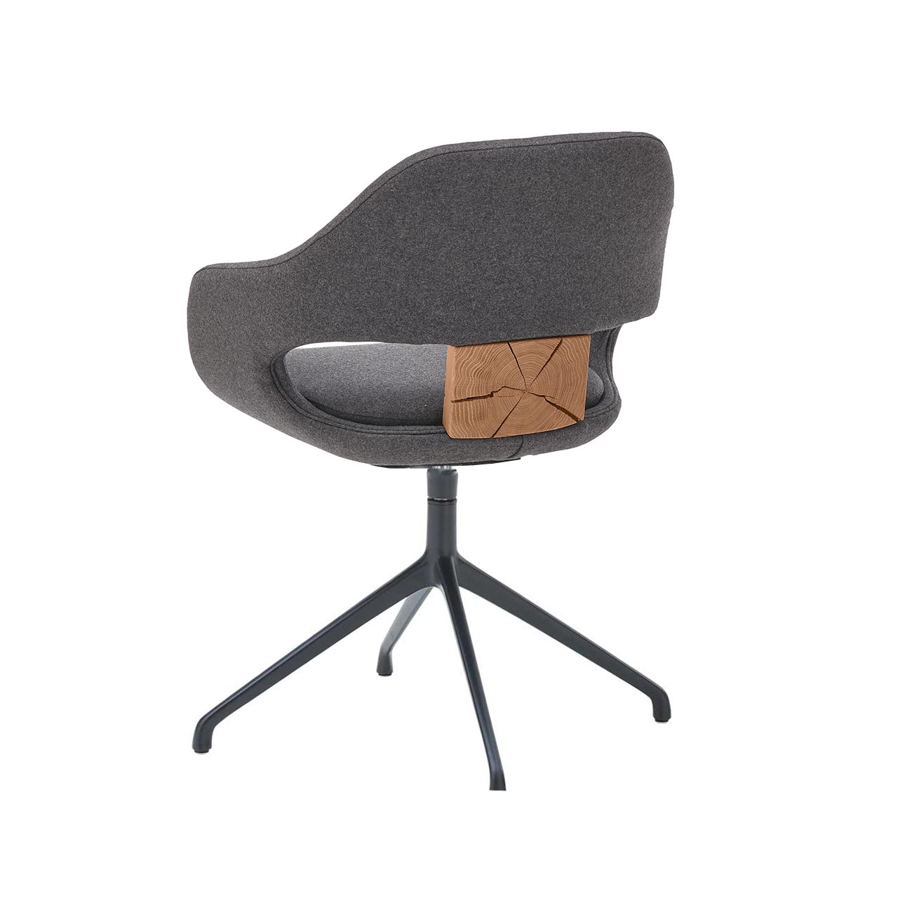 Hartmann NATURZEIT 7100E/8400E - 1731 Stuhl Aaron - Rückansicht Rückansicht eines drehbaren Armlehnstuhls mit anthrazitfarbenem Stoffbezug und gepolsterter , offener Sitzschale. Mit dekorativer Hirnholzscheibe im Lendenbereich auf Vier-Fuß-Stativ Gestell in Metall Anthrazit.