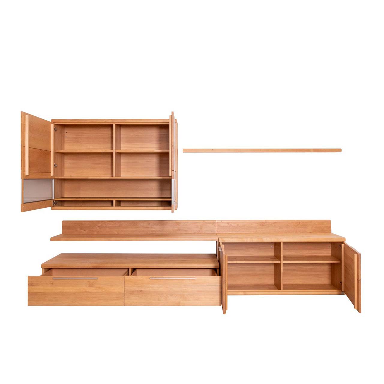 Robuste sechs teilige Wohnwand aus massivem Erlen Holz mit geöffneter Hängevitrine, einem Wandboard, offenem Lowboard mit Schubkästen, einem Unterteil mit offenen Türen, einem Panellaufsatz für TV und einem Winkelboden.