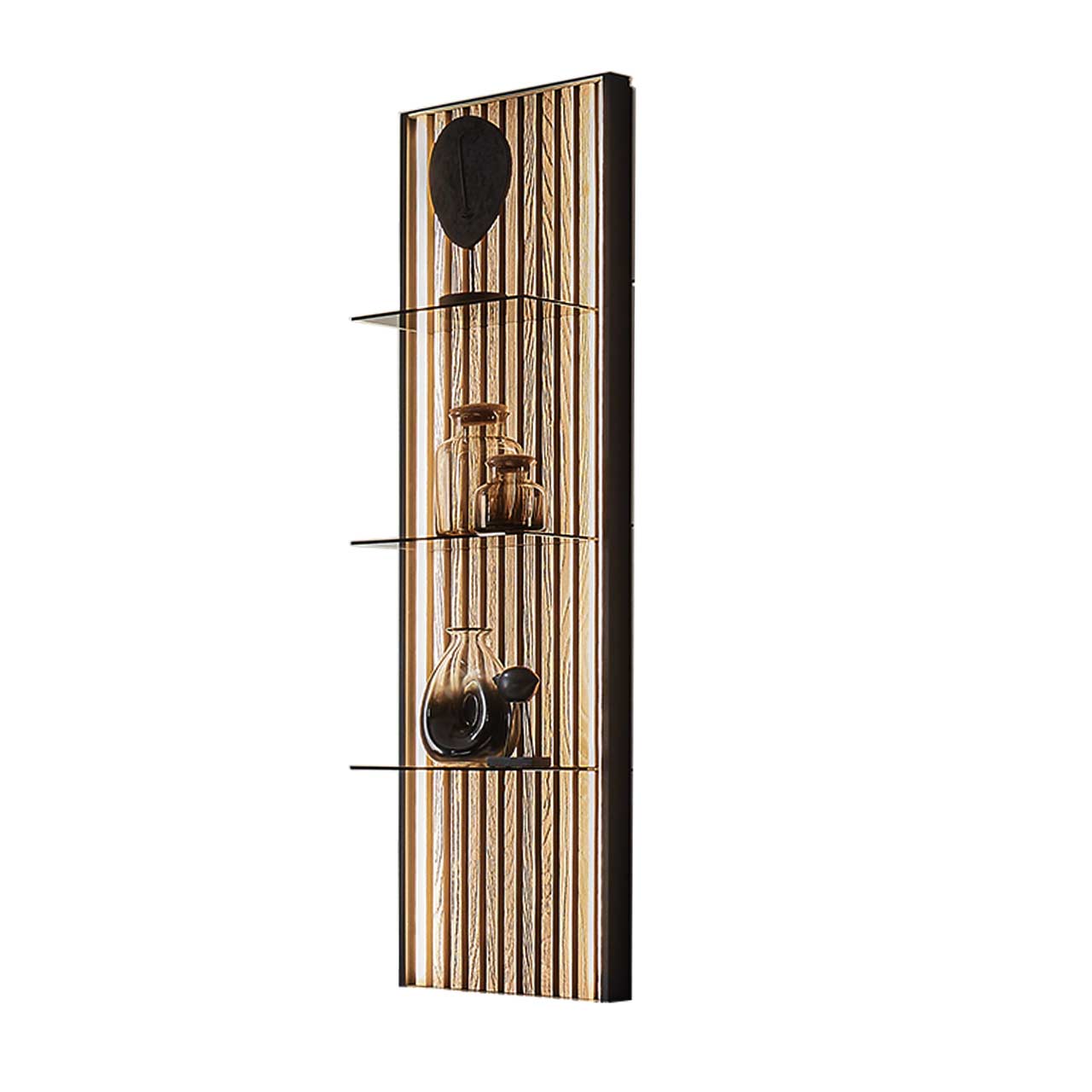 Hartmann SELINO - Wandpaneel 8560-8049 Modernes Wandpaneel mit drei Glasböden und Holz-Lamellen-Rückwand. Auf jedem Glasboden steht ein Dekoartikel.